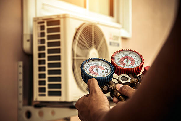 Professional Hvac technician working in Pittston, PA